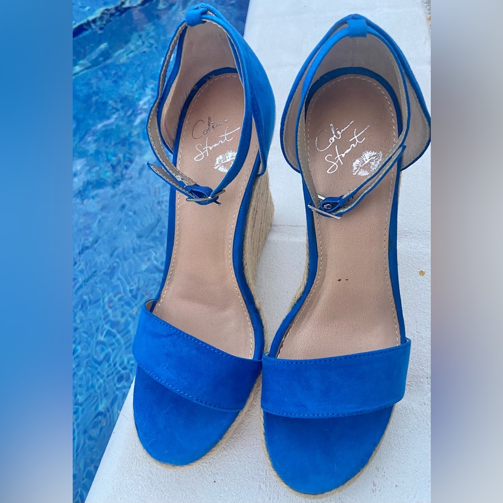 BRIGHT BLUE  FAUX SUEDE  PLATFORM WEDGE  SANDALS — ANKLE STRAP  — NEW — SIZE 7